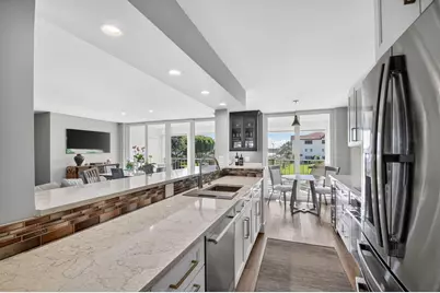 104 Half Moon Circle #D2, Hypoluxo, FL 33462 - Photo 14
