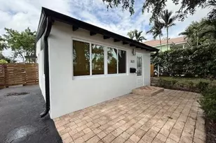 1621-1623 NE 16th Terrace NE, Fort Lauderdale, FL 33305 - Photo 6