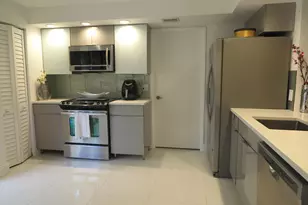 7875 La Mirada Dr, Boca Raton, FL 33433 - Photo 12