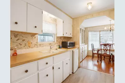 8517 SW 16th Place, Davie, FL 33324 - Photo 16