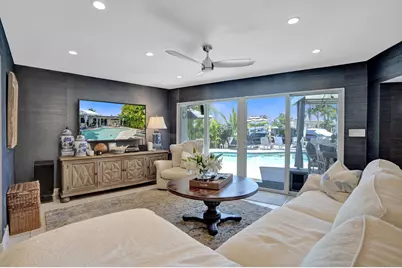 1916 NE 24th Street, Wilton Manors, FL 33305 - Photo 10