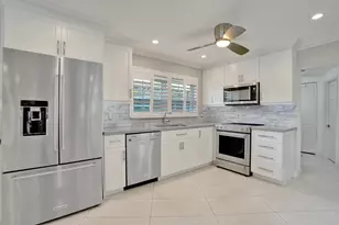 1916 NE 24th St, Wilton Manors, FL 33305 - Photo 14