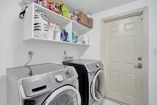 1916 NE 24th St, Wilton Manors, FL 33305 - Photo 38