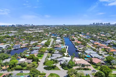 1916 NE 24th Street, Wilton Manors, FL 33305 - Photo 2