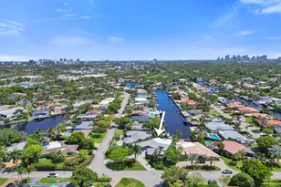 1916 NE 24th St, Wilton Manors, FL 33305 - Photo 2