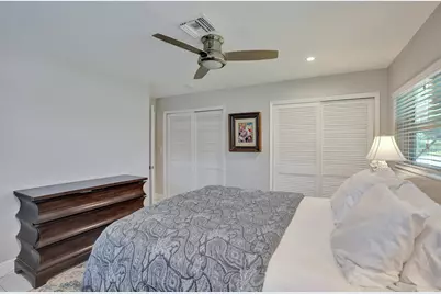 1916 NE 24th Street, Wilton Manors, FL 33305 - Photo 32