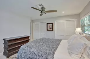 1916 NE 24th St, Wilton Manors, FL 33305 - Photo 32