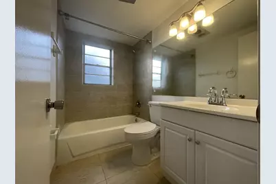 109 Salisbury E #109, West Palm Beach, FL 33417 - Photo 8