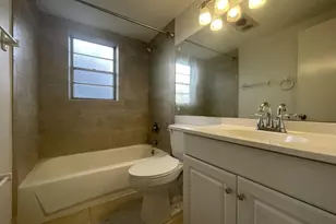 109 Salisbury E, West Palm Beach, FL 33417 - Photo 16