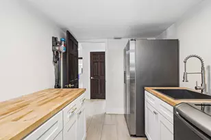 14900 Stirrup Ln, Wellington, FL 33414 - Photo 24