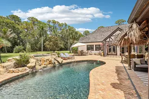 14900 Stirrup Ln, Wellington, FL 33414 - Photo 2