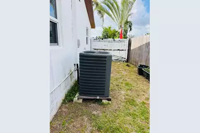 6250 SW 39th Street, Davie, FL 33314 - Photo 14