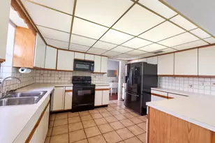 2026 Mark Dr, Lake Worth, FL 33461 - Photo 2