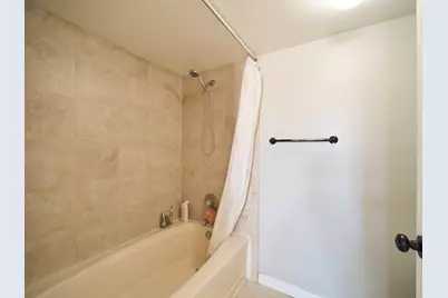 13201 Glenmoor Drive, West Palm Beach, FL 33409 - Photo 18