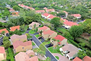 2057 Maplewood Dr, Coral Springs, FL 33071 - Photo 38