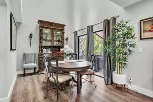 2057 Maplewood Dr, Coral Springs, FL 33071 - Photo 4