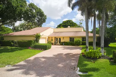 13588 Crosspointe Drive, Palm Beach Gardens, FL 33418 - Photo 4