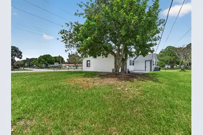 2575 1st Place, Vero Beach, FL 32962 - Photo 16