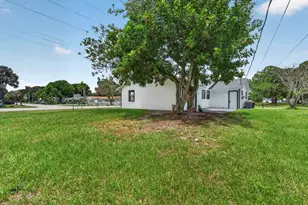 2575 1st Pl, Vero Beach, FL 32962 - Photo 16