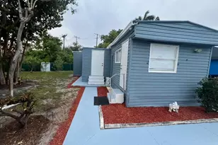 2000 N Congress Ave, West Palm Beach, FL 33409 - Photo 18