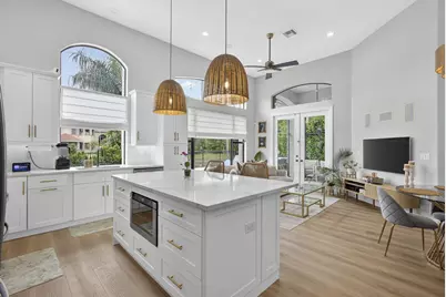 10415 St Germain Court, Wellington, FL 33449 - Photo 4