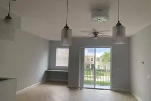 10480 SW Stephanie Way, Port Saint Lucie, FL 34987 - Photo 4
