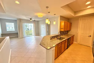 10480 SW Stephanie Way, Port Saint Lucie, FL 34987 - Photo 4