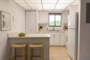 6900 SW 39th St, Davie, FL 33314 - Photo 12