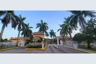 6900 SW 39th Street #311k, Davie, FL 33314 - Photo 2