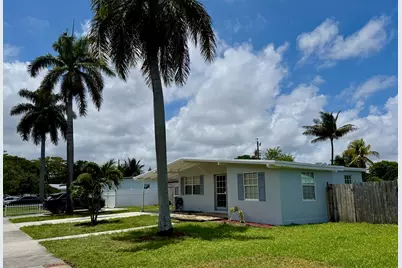 1601 NE 47th Street, Pompano Beach, FL 33064 - Photo 2