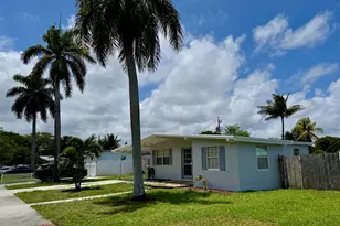 1601 NE 47th St, Pompano Beach, FL 33064 - Photo 2