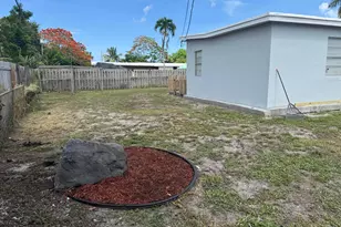 1601 NE 47th St, Pompano Beach, FL 33064 - Photo 36
