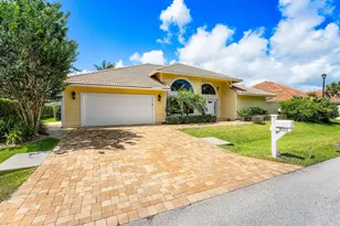 8926 SE North Passage Way, Jupiter, FL 33469 - Photo 2