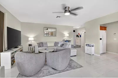 19181 Sabal Lake Drive #5151, Boca Raton, FL 33434 - Photo 10