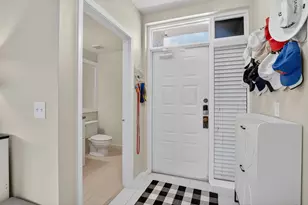 19181 Sabal Lake Dr, Boca Raton, FL 33434 - Photo 6