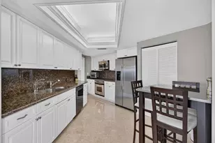 300 SE 5th Ave, Boca Raton, FL 33432 - Photo 12