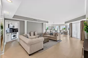 300 SE 5th Ave, Boca Raton, FL 33432 - Photo 2