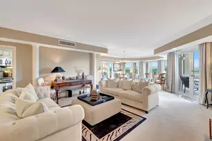 300 SE 5th Ave, Boca Raton, FL 33432 - Photo 2