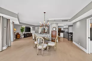 300 SE 5th Ave, Boca Raton, FL 33432 - Photo 8