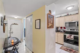3100 NW 46th St, Oakland Park, FL 33309 - Photo 6