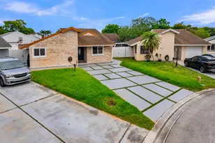1721 SW 87th Terrace, Miramar, FL 33025 - Photo 2