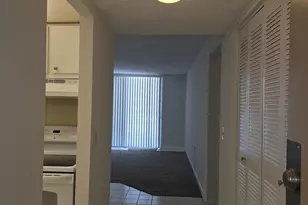470 Executive Center Dr, West Palm Beach, FL 33401 - Photo 8