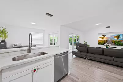 18833 Cloud Lake Circle, Boca Raton, FL 33496 - Photo 6