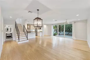 825 NE 17th Way, Fort Lauderdale, FL 33304 - Photo 4
