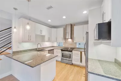 825 NE 17th Way, Fort Lauderdale, FL 33304 - Photo 6