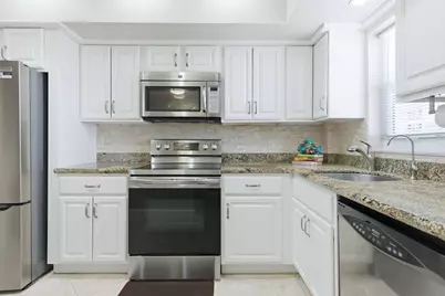 2880 NE 33rd Court #305, Fort Lauderdale, FL 33306 - Photo 6