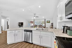 765 NE Eastlake St, Port Saint Lucie, FL 34983 - Photo 36