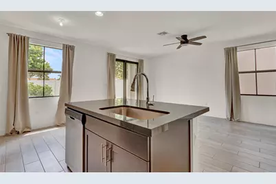 4008 Sequoia Place, Riviera Beach, FL 33410 - Photo 14