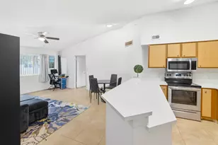 2550 SW 18th Terrace, Fort Lauderdale, FL 33315 - Photo 2