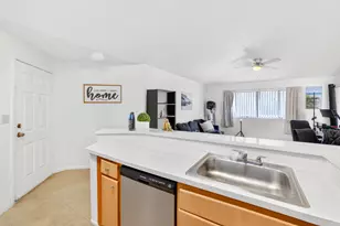 2550 SW 18th Terrace, Fort Lauderdale, FL 33315 - Photo 6